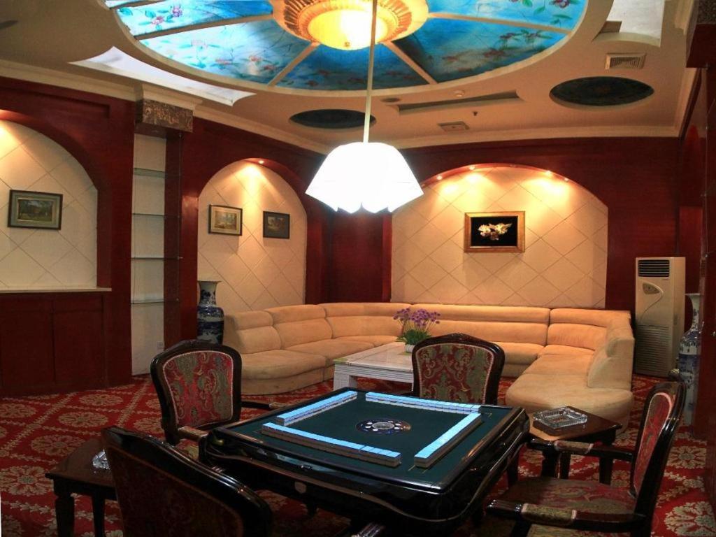 Lanzhou Hualian Hotel Екстериор снимка