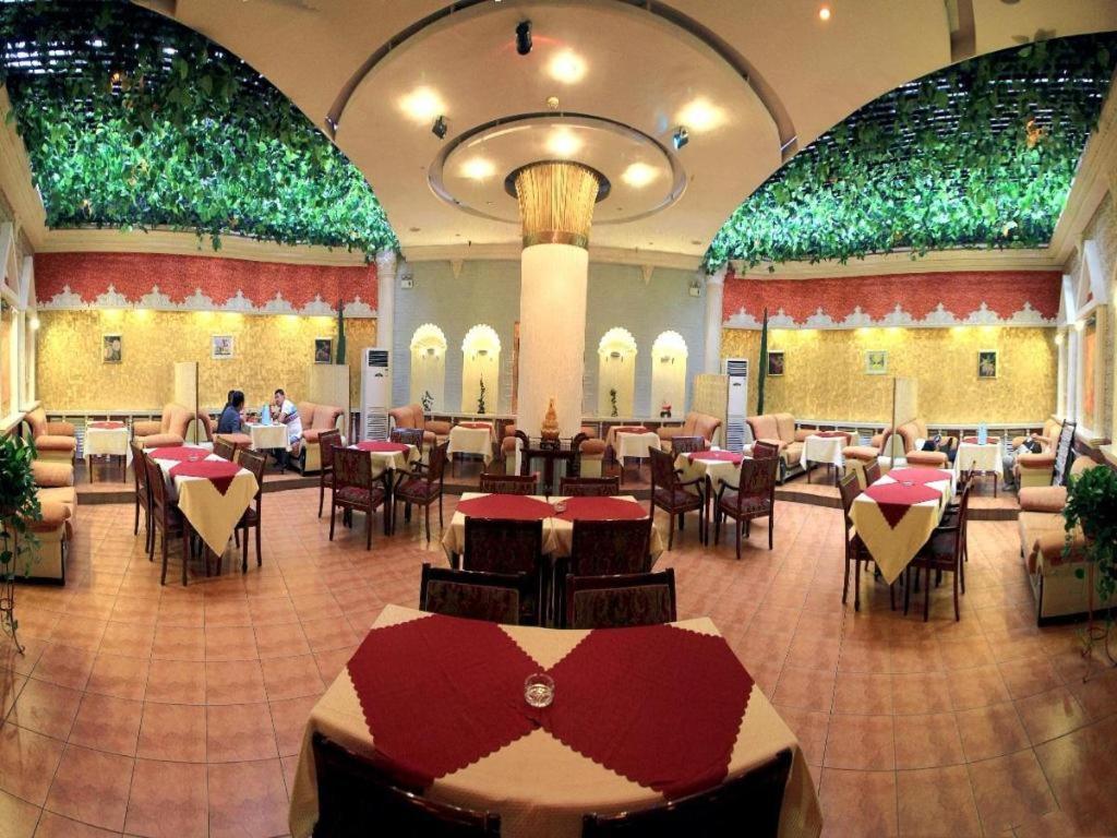 Lanzhou Hualian Hotel Екстериор снимка
