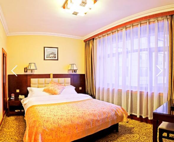 Lanzhou Hualian Hotel Екстериор снимка