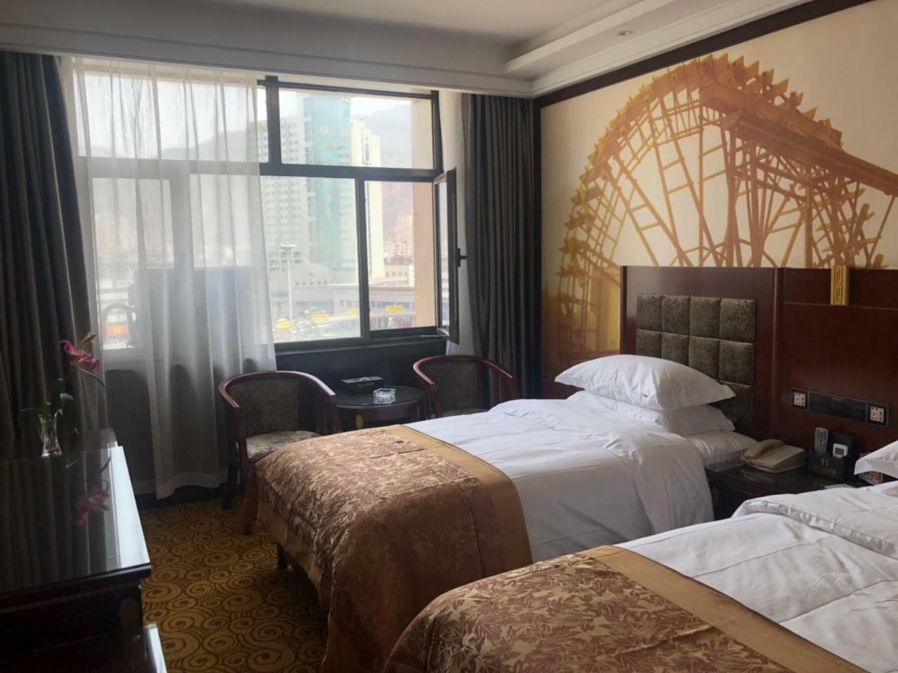 Lanzhou Hualian Hotel Екстериор снимка