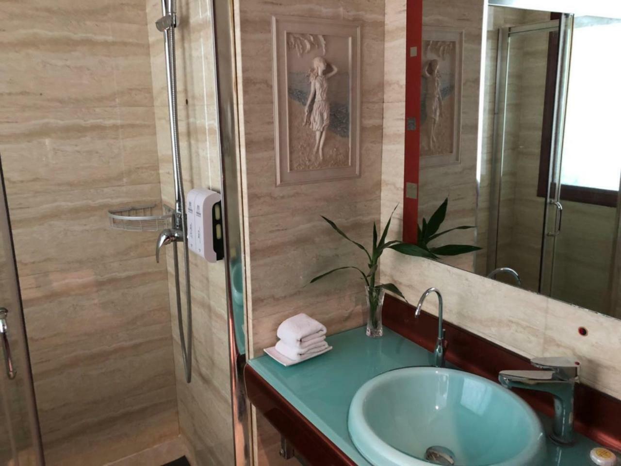 Lanzhou Hualian Hotel Екстериор снимка