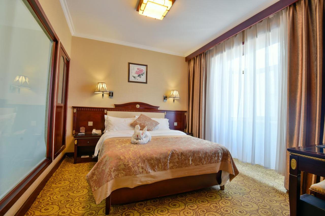 Lanzhou Hualian Hotel Екстериор снимка