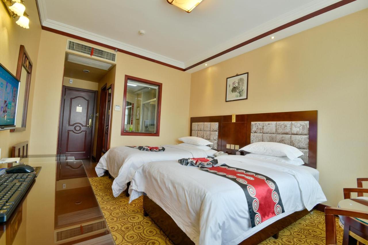 Lanzhou Hualian Hotel Екстериор снимка